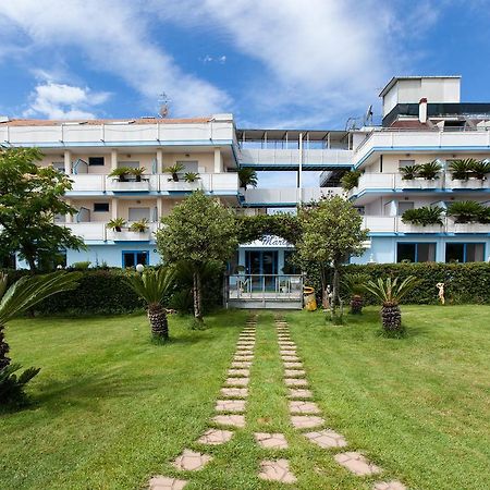 Hotel Marina Roseto Degli Abruzzi Εξωτερικό φωτογραφία