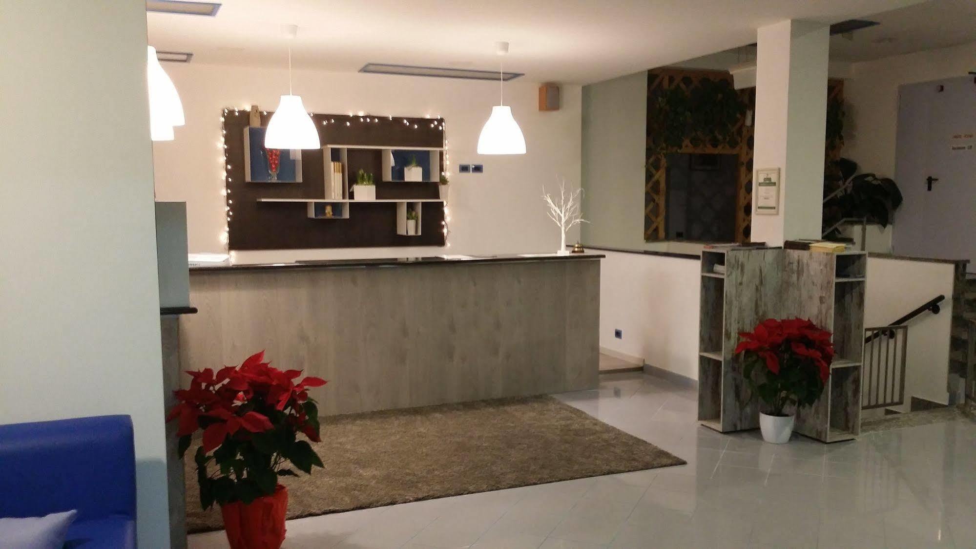 Hotel Marina Roseto Degli Abruzzi Εξωτερικό φωτογραφία