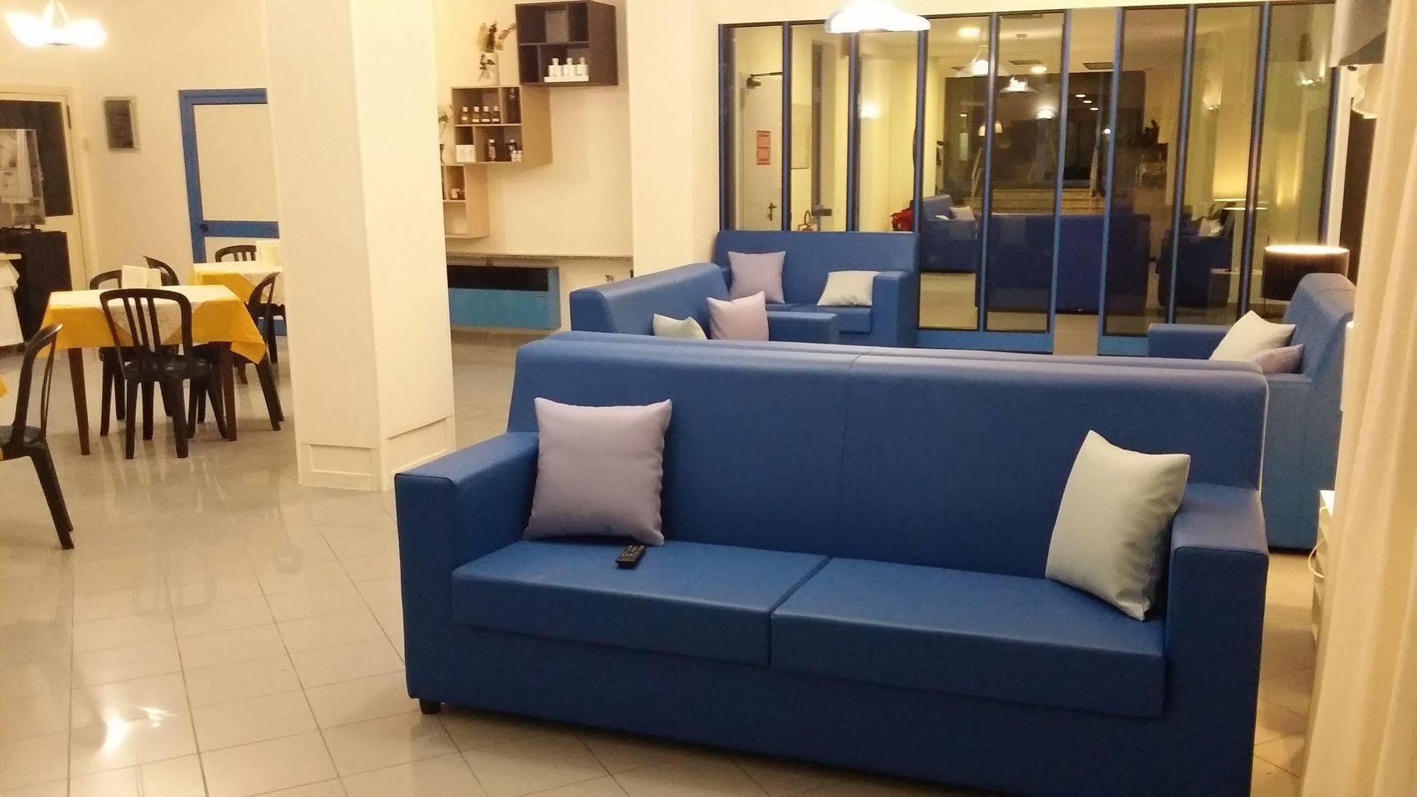 Hotel Marina Roseto Degli Abruzzi Εξωτερικό φωτογραφία