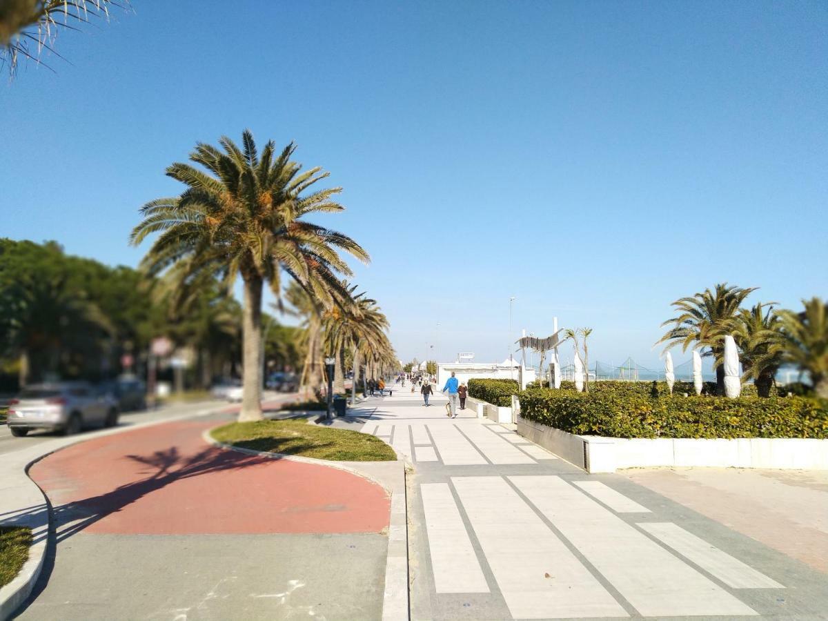 Hotel Marina Roseto Degli Abruzzi Εξωτερικό φωτογραφία